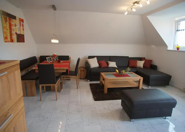 Neumann * Marbach am Neckar